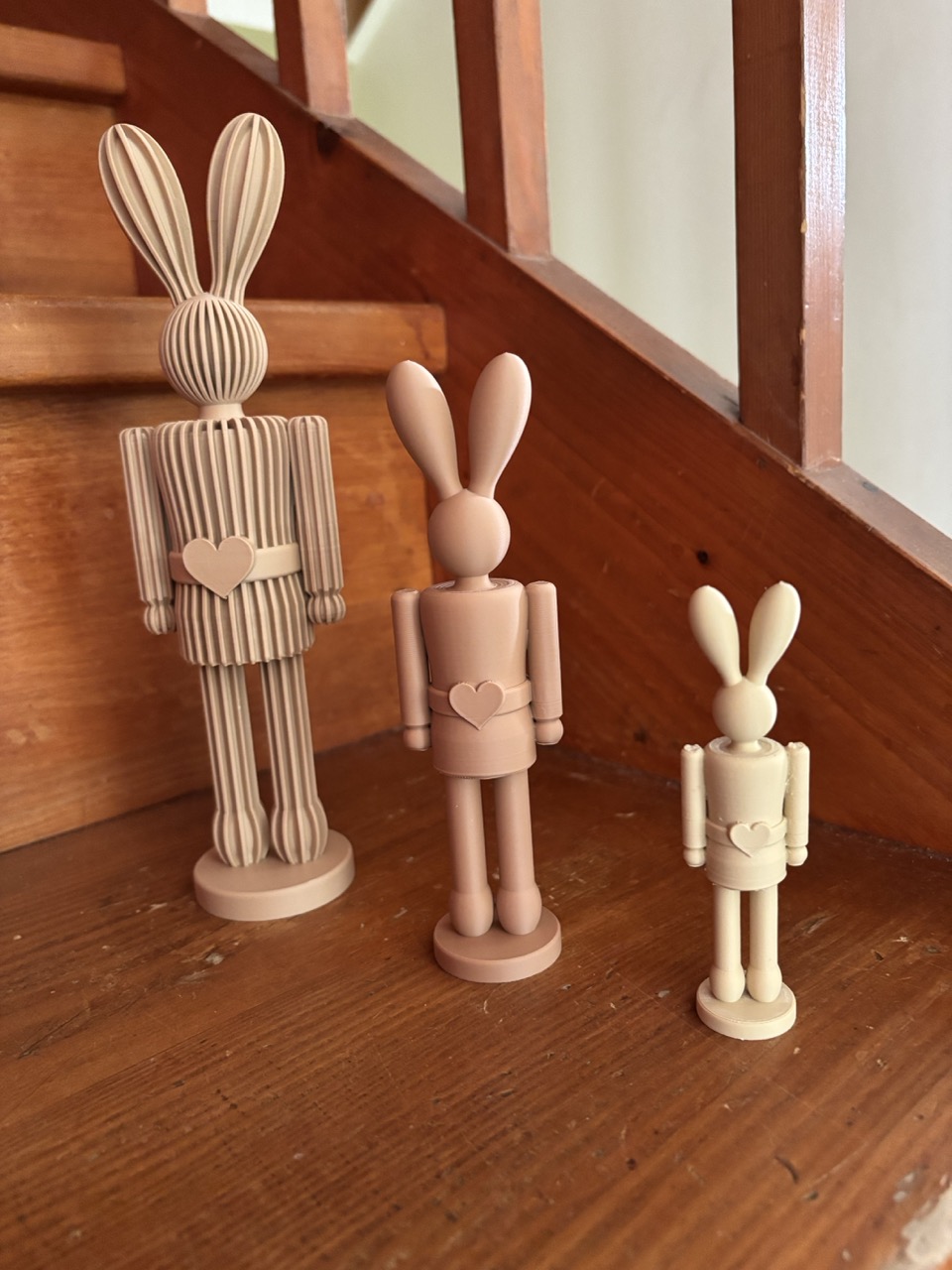 Le Casse-Noisette Bunny : Garde de Paix et de Douceur – Image 3