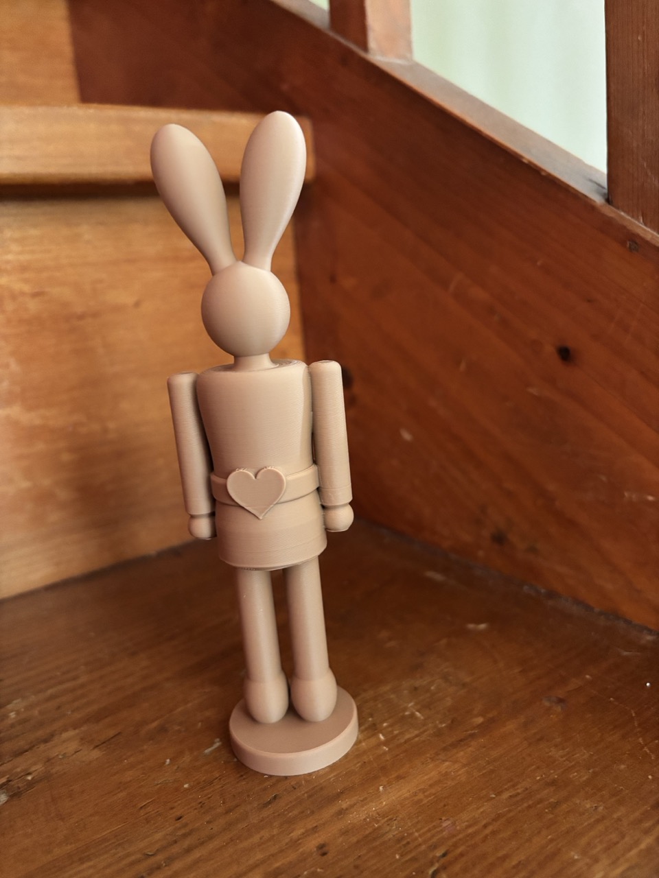 Le Casse-Noisette Bunny : Garde de Paix et de Douceur – Image 5