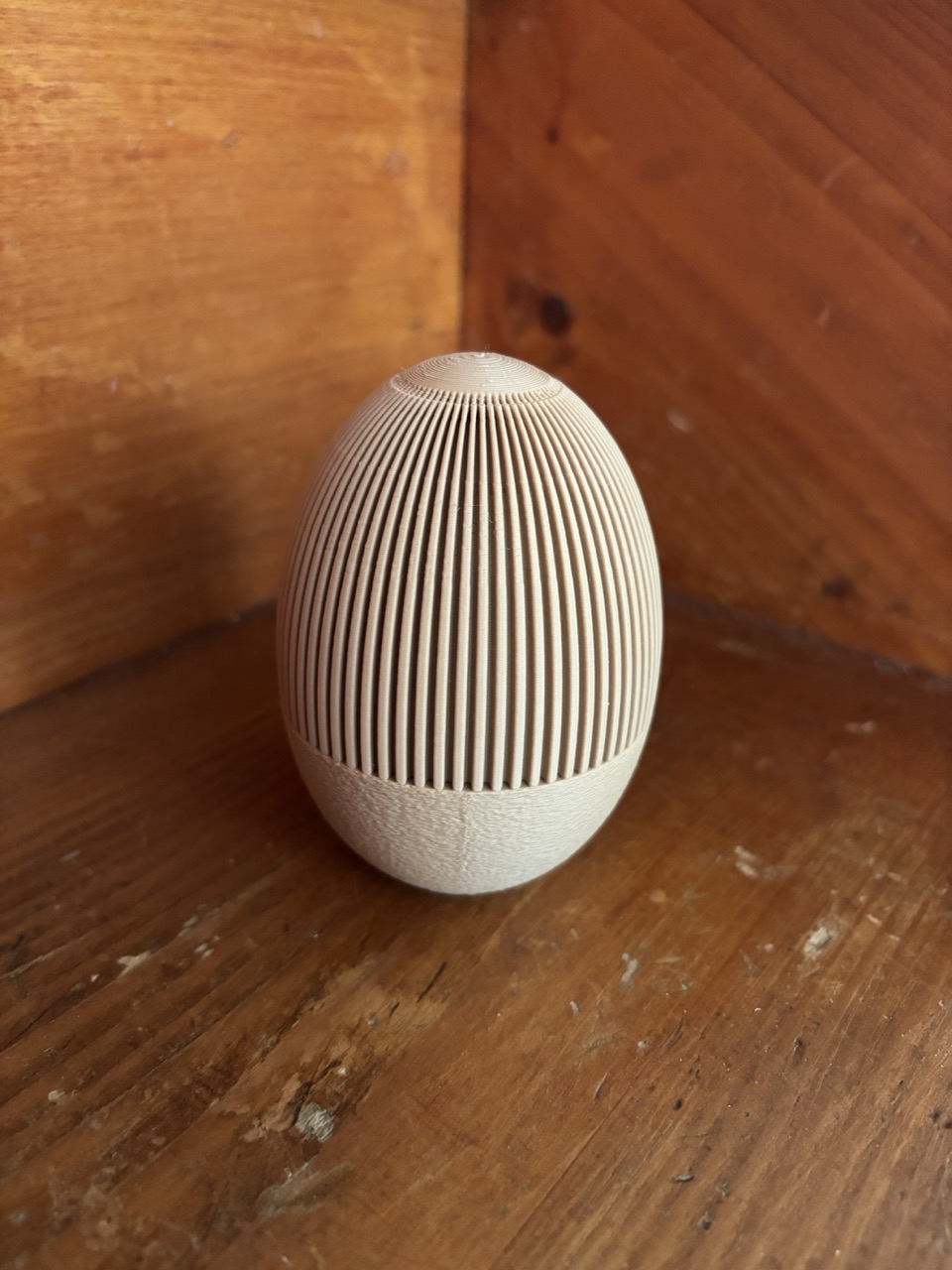 L'Œuf Surprise Japandi : Design Épuré & Douceur Naturelle